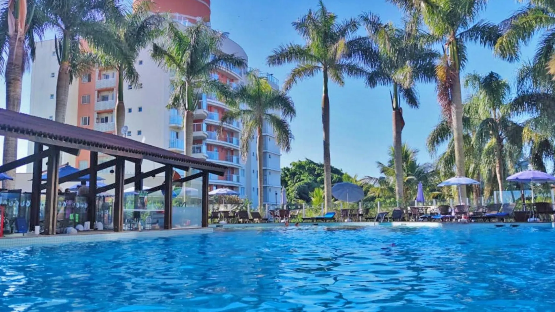 Apartment Beto Carrero, Homeclub, Linda Vista Com Piscina Penha  Brazil