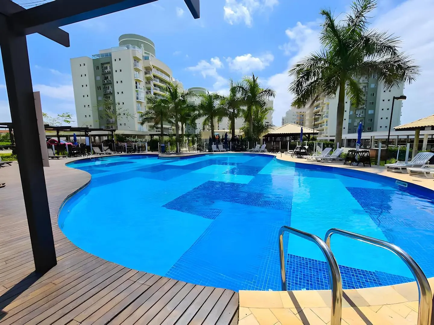 Beto Carrero, Homeclub, Linda Vista Com Piscina Penha  Apartment