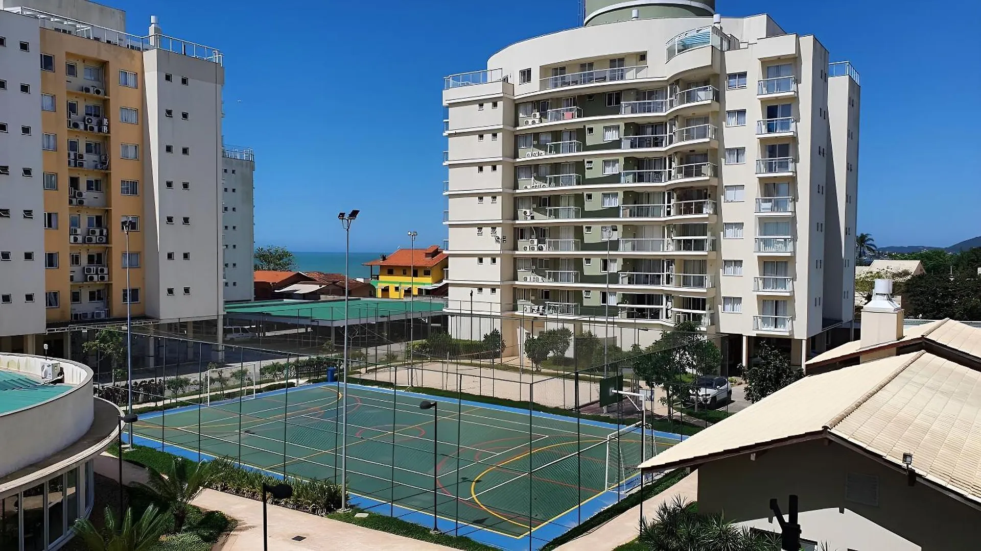 Apartment Beto Carrero, Homeclub, Linda Vista Com Piscina Penha  Brazil